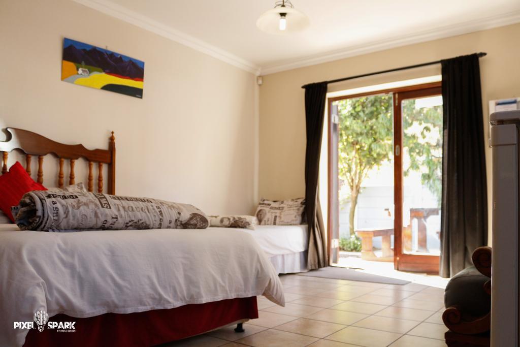 Tyday Accommodation Port Elizabeth Exterior foto